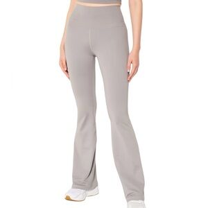 ❤️Gilly Hicks Recharge Flare Legging